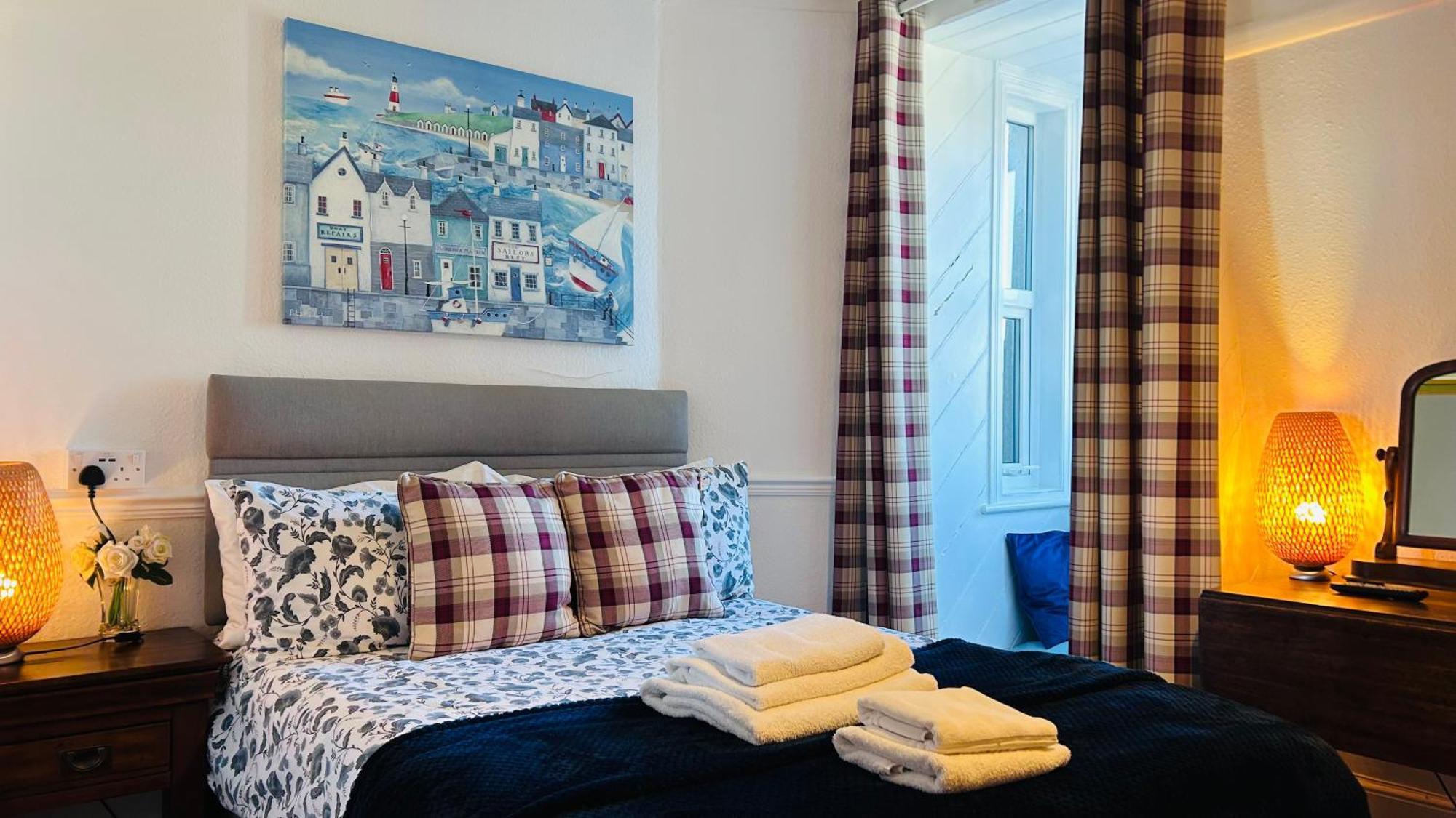 Clarence Quarters Self-Catering Guest House 朴次茅斯 外观 照片